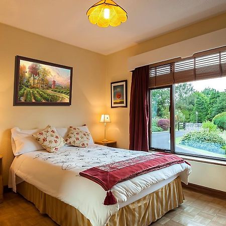 Crossriver Bed And Breakfast Oughterard Buitenkant foto